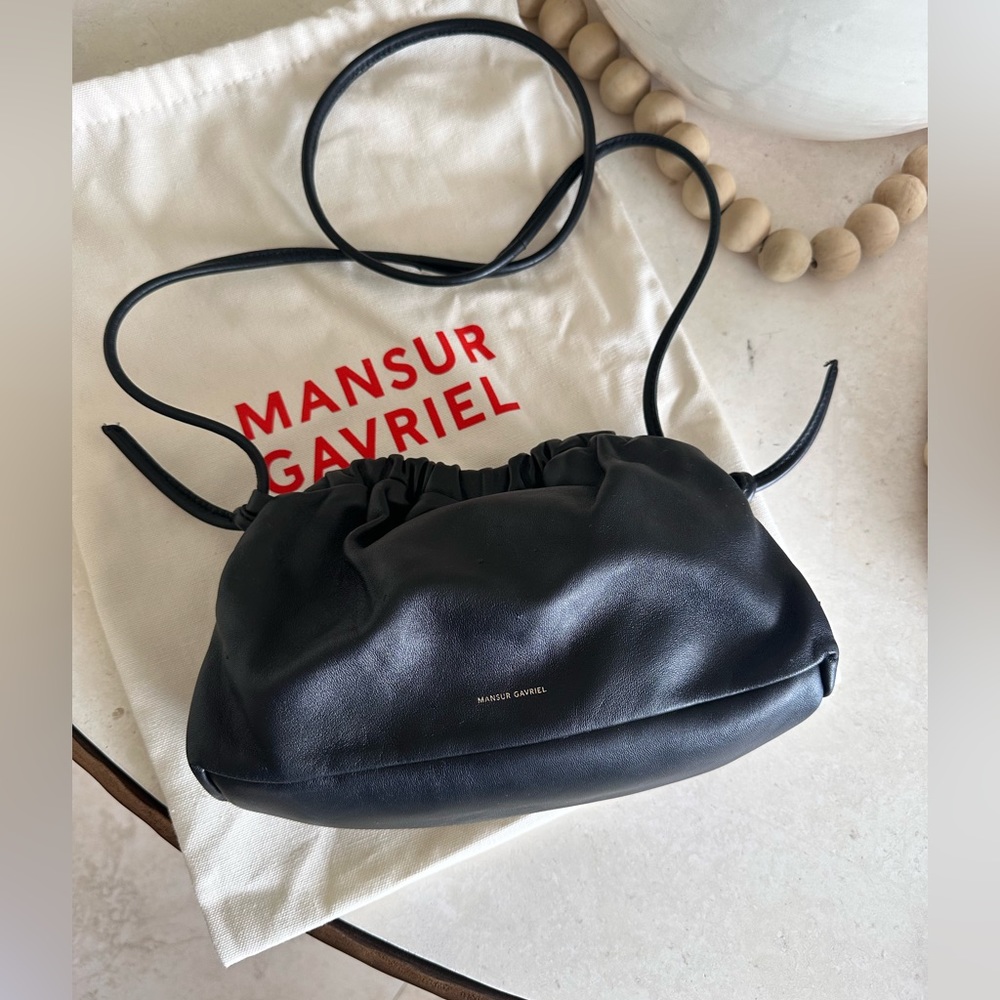Mansur Gavriel Mini Cloud Clutch black with red interior